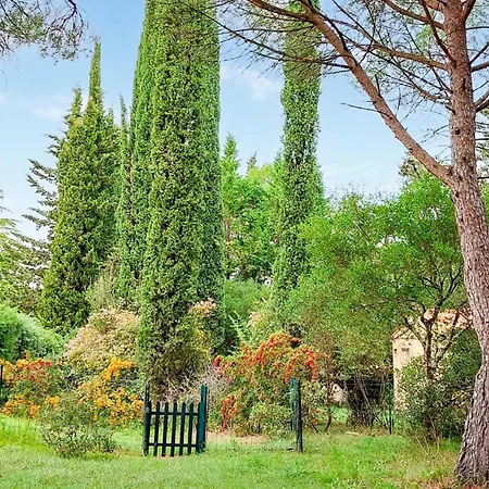 Semesterbostad Maison Proche Riviere Méjannes-le-Clap